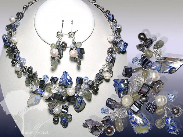 kolia szafirowa z perlami kopia.jpg